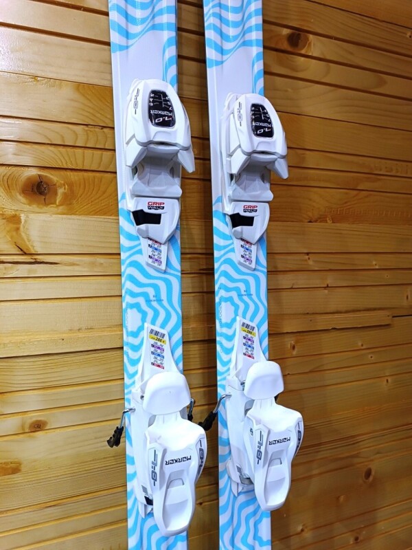 LYŽE VOLKL FLAIR JR 150CM